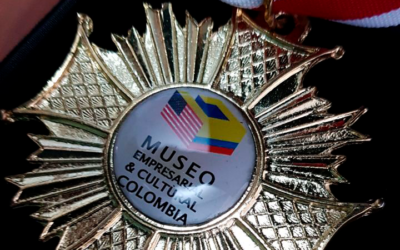 Medalla de reconocimiento a los talentos que trabajan en Colombia
